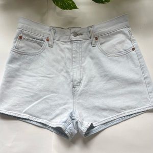Levi’s Light Wash Wide Leg High Waisted Denim Shorts